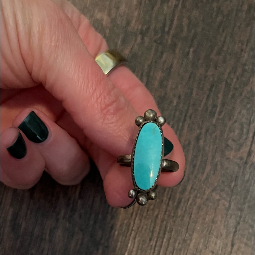Vintage sterling silver authentic Turquoise Oval Ring size 7